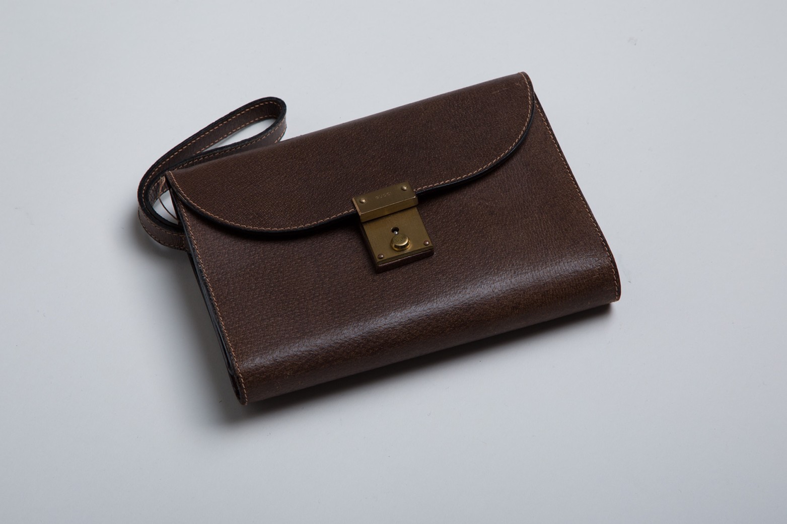 vintage gucci clutch